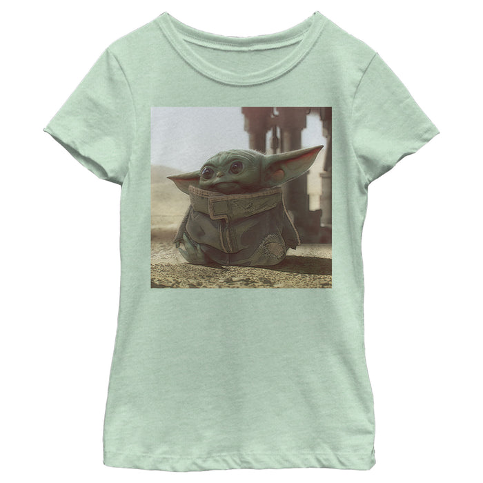 fifth sun Girl's Star Wars: The Mandalorian The Mandalorian The Child Square Frame T-Shirt