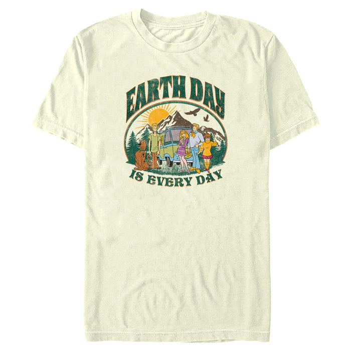fifth sun Men's Scooby Doo Every Day Is Earth Day Mystery Gang T-Shirt
